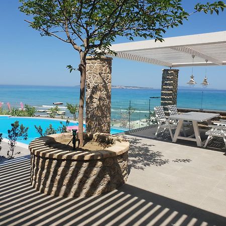 Paralia Luxury Suites Agios Stefanos Avliotes  Zewnętrze zdjęcie