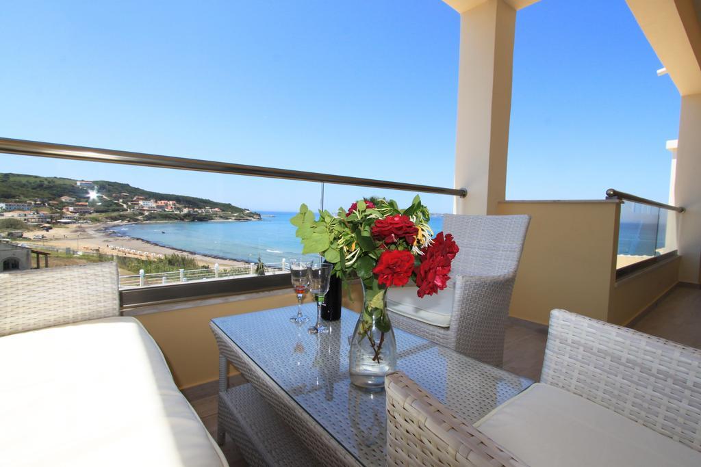 Paralia Luxury Suites Agios Stefanos Avliotes  Pokój zdjęcie