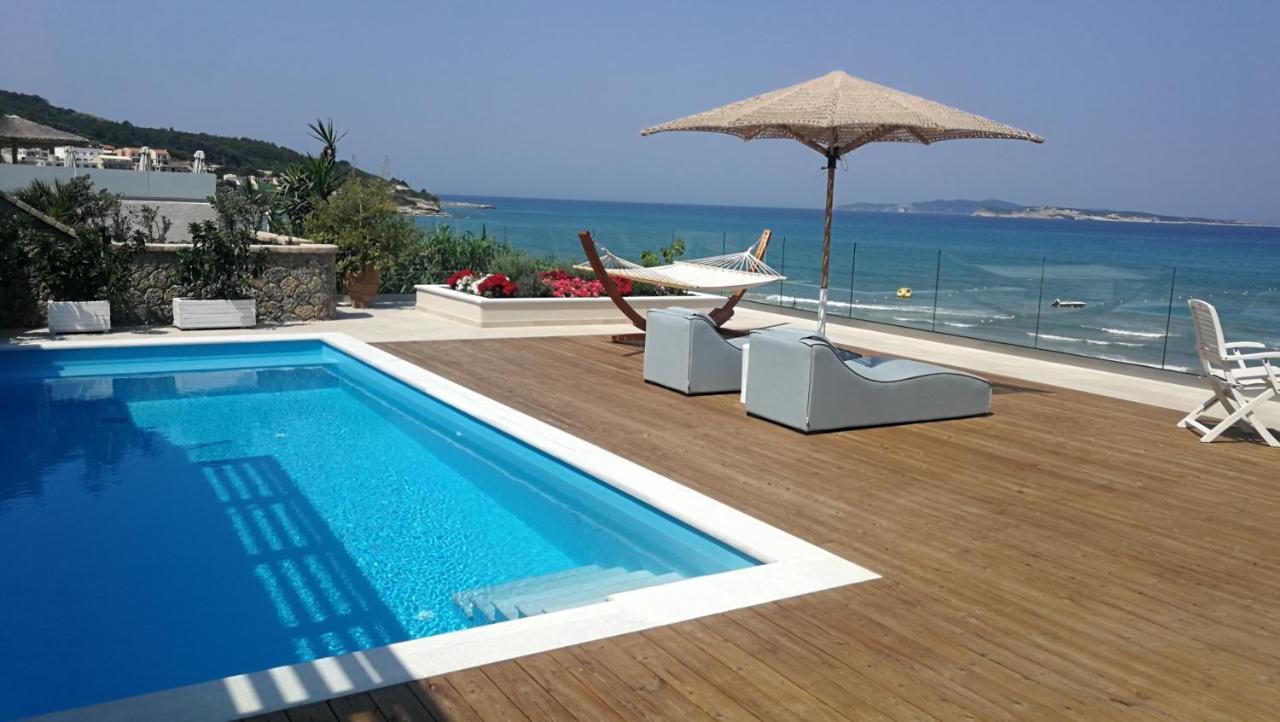 Paralia Luxury Suites Agios Stefanos Avliotes  Zewnętrze zdjęcie