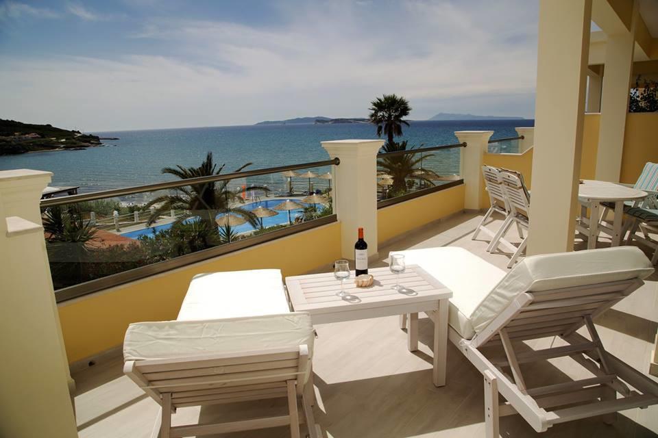 Paralia Luxury Suites Agios Stefanos Avliotes  Zewnętrze zdjęcie