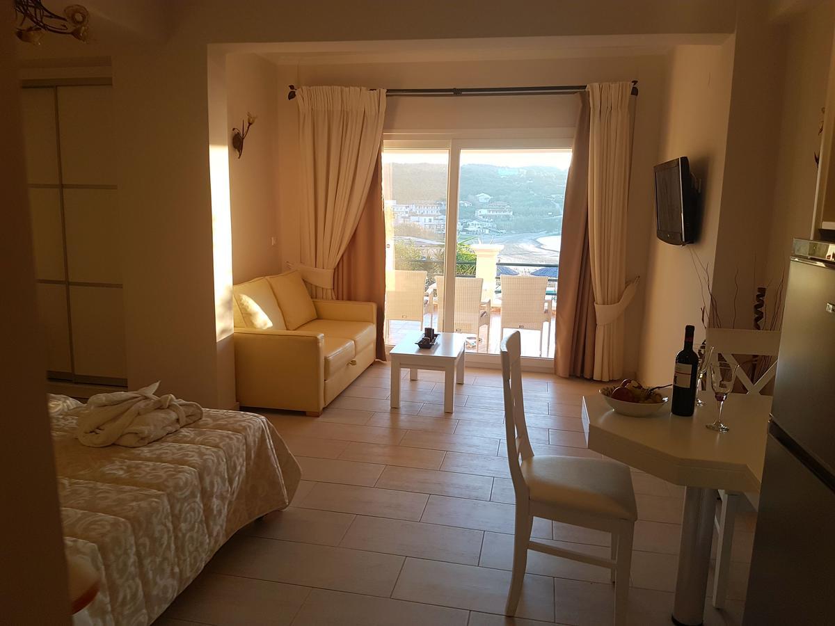 Paralia Luxury Suites Agios Stefanos Avliotes  Zewnętrze zdjęcie