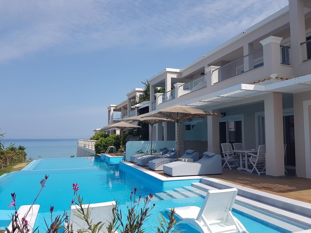 Paralia Luxury Suites Agios Stefanos Avliotes  Zewnętrze zdjęcie