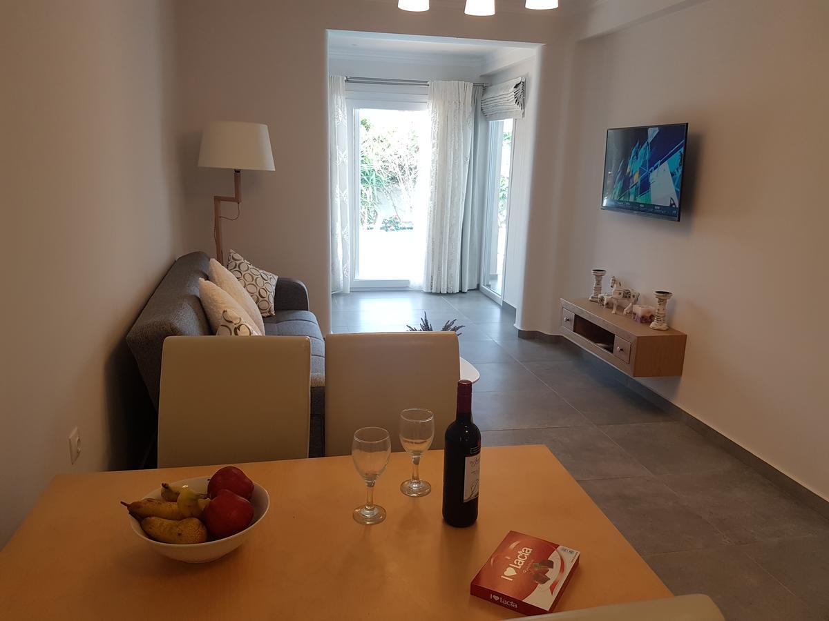 Paralia Luxury Suites Agios Stefanos Avliotes  Zewnętrze zdjęcie