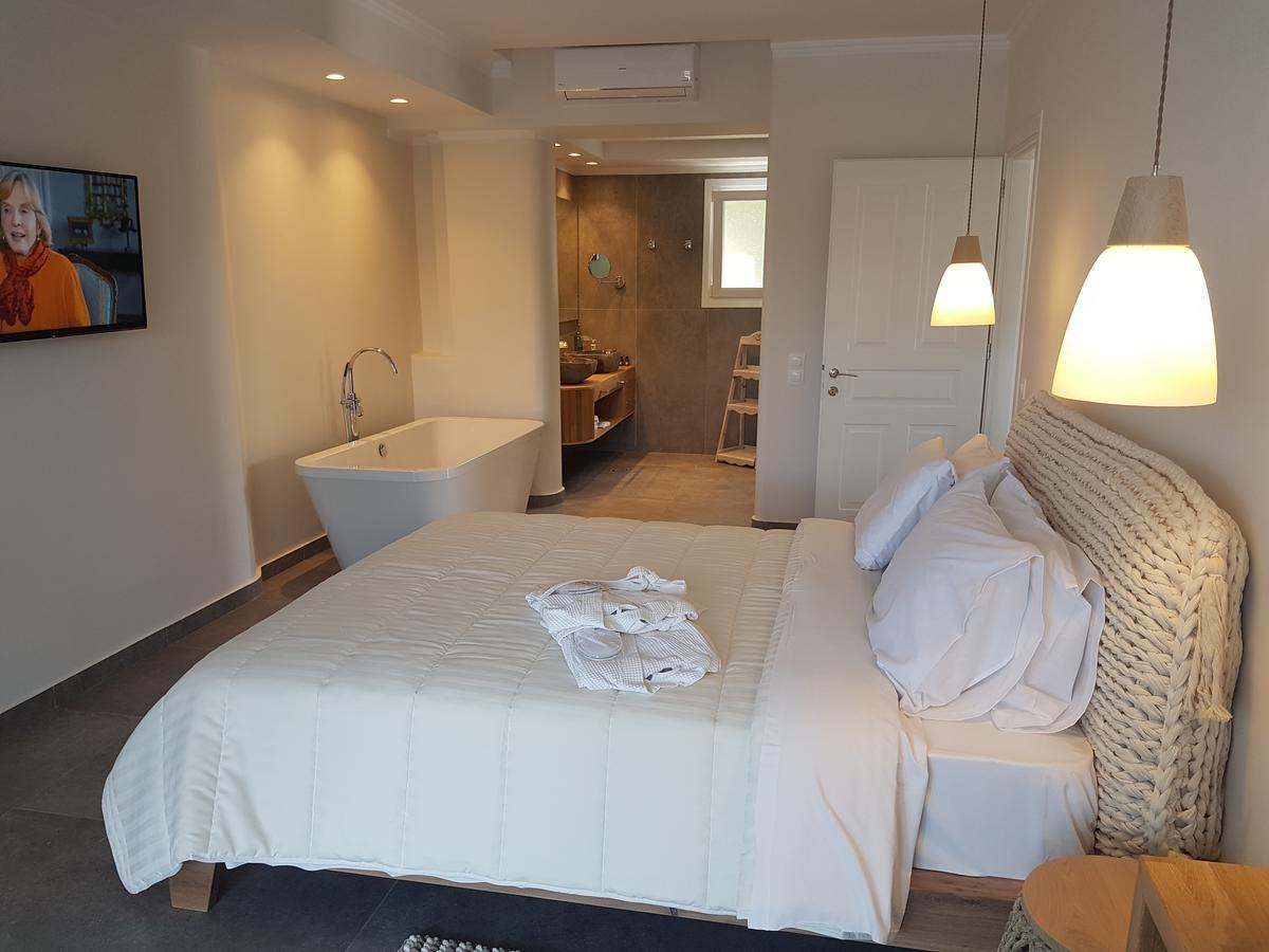 Paralia Luxury Suites Agios Stefanos Avliotes  Zewnętrze zdjęcie