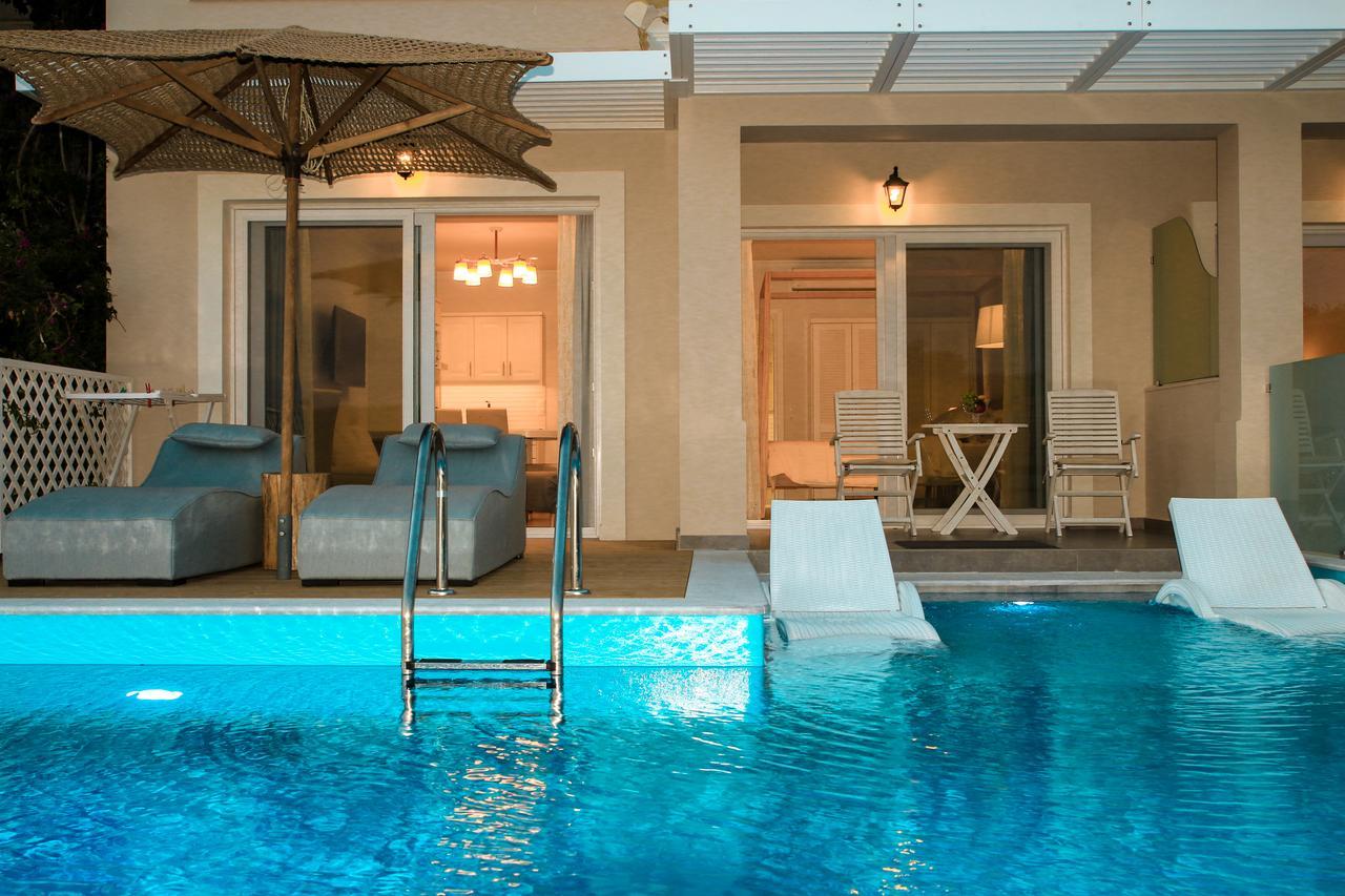 Paralia Luxury Suites Agios Stefanos Avliotes  Zewnętrze zdjęcie